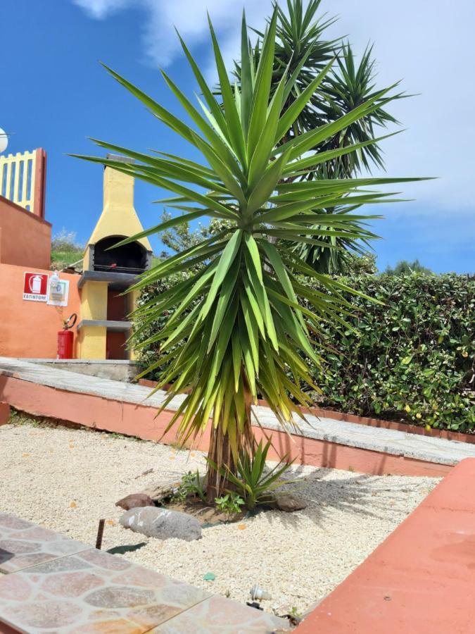 Casa Vacanze "La Caldosa" Badesi Extérieur photo