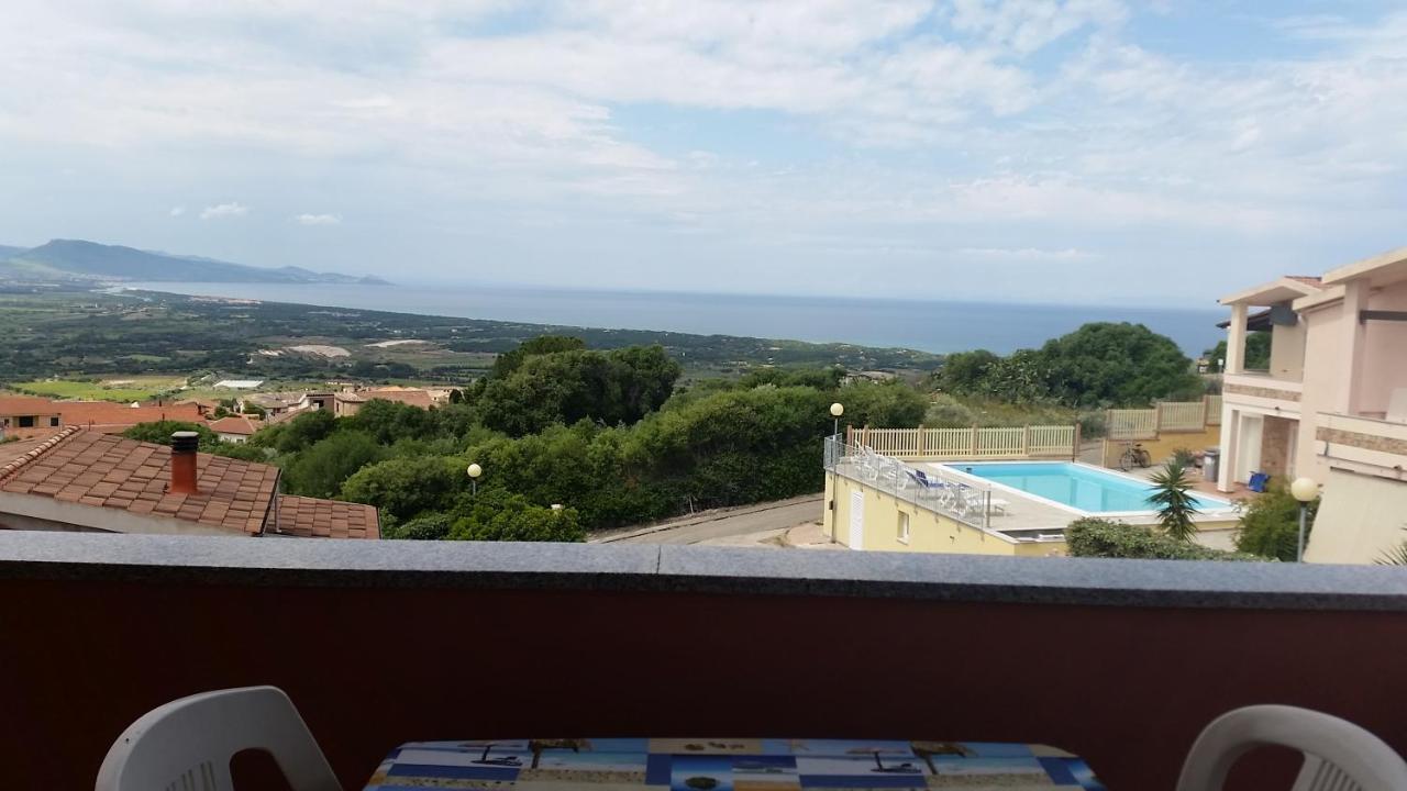 Casa Vacanze "La Caldosa" Badesi Extérieur photo