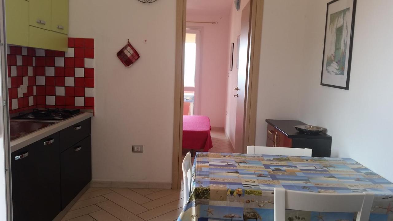 Casa Vacanze "La Caldosa" Badesi Extérieur photo