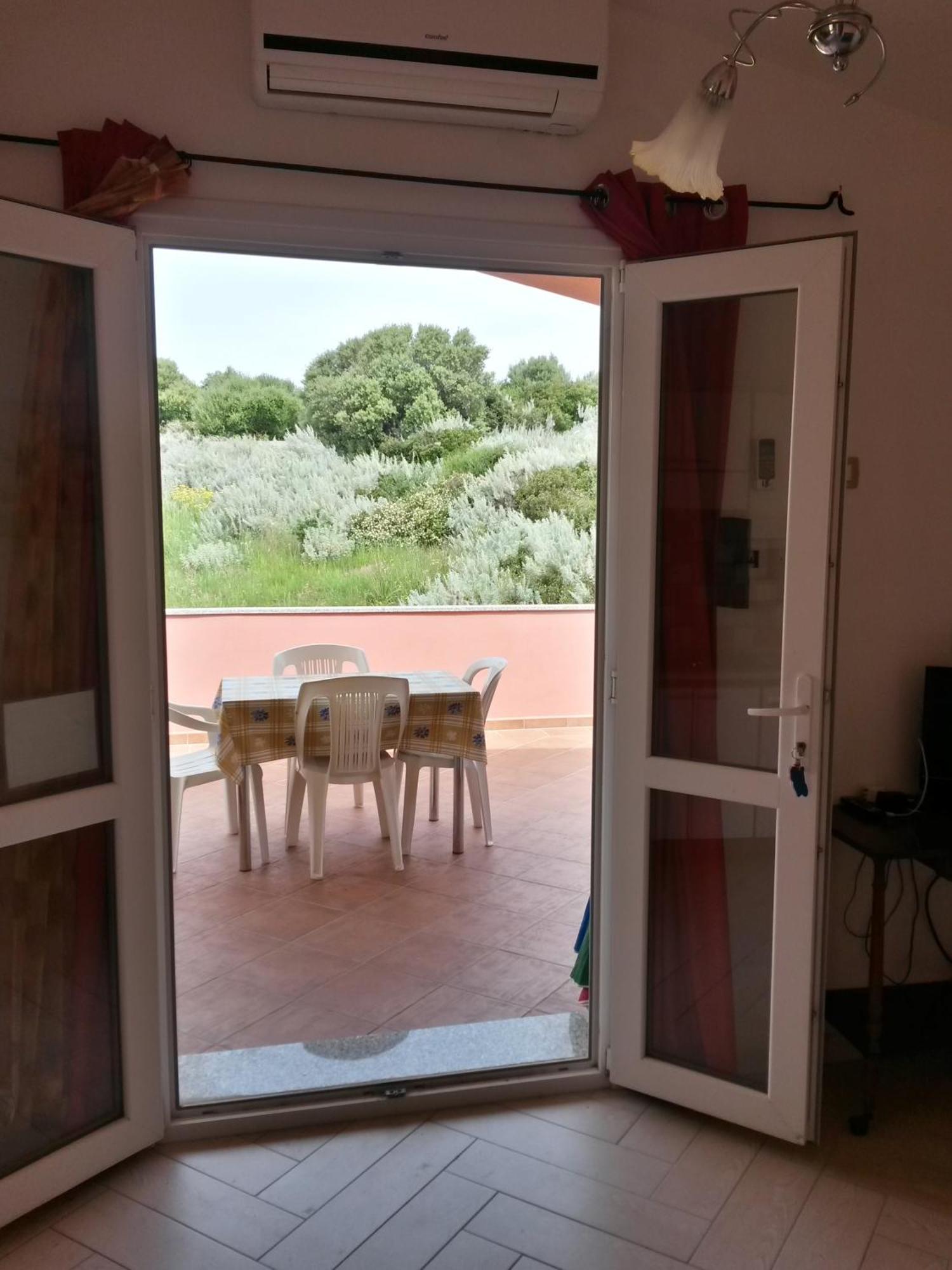 Casa Vacanze "La Caldosa" Badesi Extérieur photo