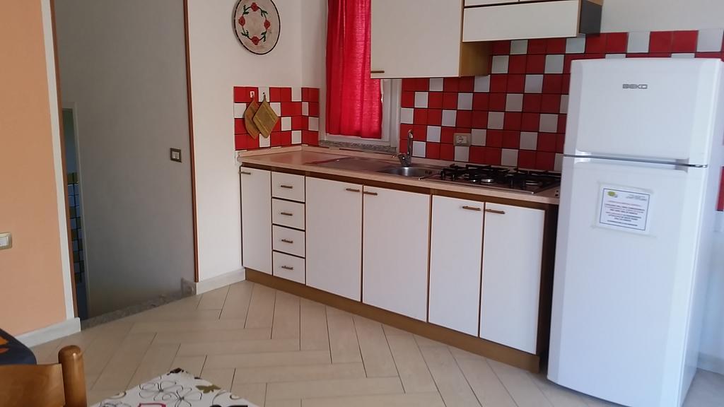 Casa Vacanze "La Caldosa" Badesi Extérieur photo