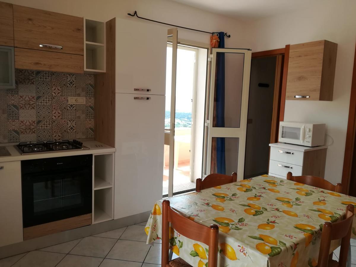 Casa Vacanze "La Caldosa" Badesi Extérieur photo