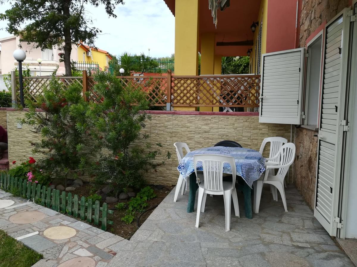Casa Vacanze "La Caldosa" Badesi Extérieur photo