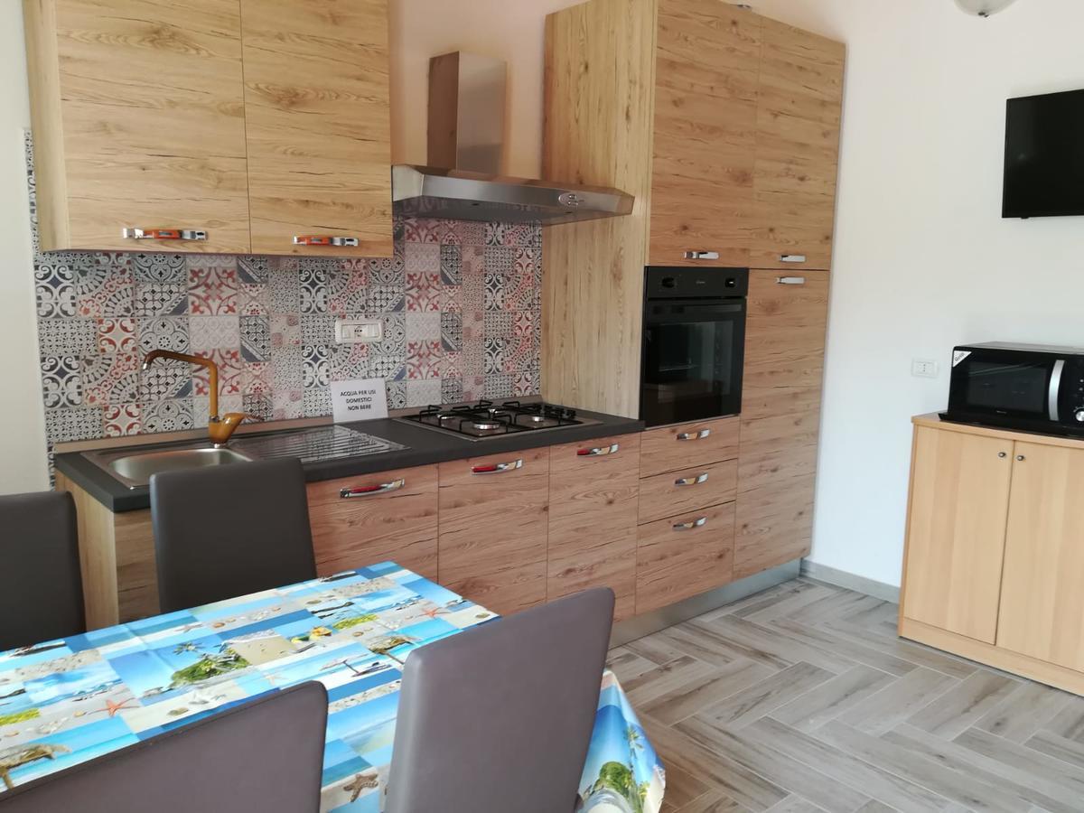 Casa Vacanze "La Caldosa" Badesi Extérieur photo