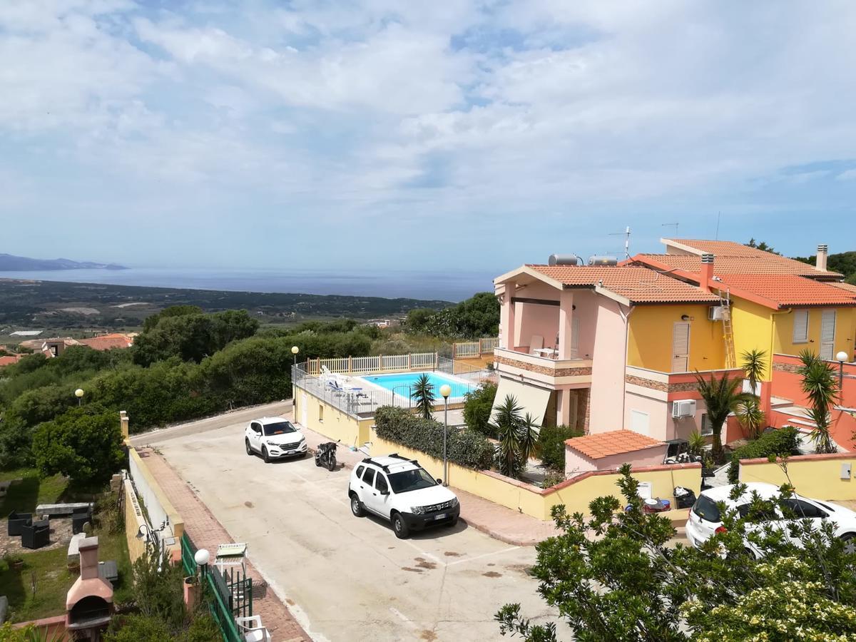 Casa Vacanze "La Caldosa" Badesi Extérieur photo